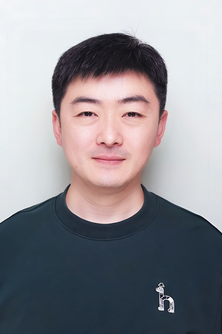 高峰　院长、党委副书记